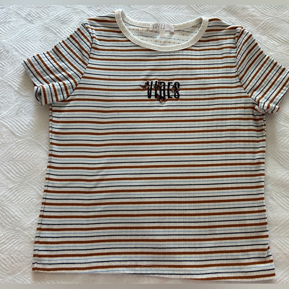 VIBES girls size 10 t-shirt